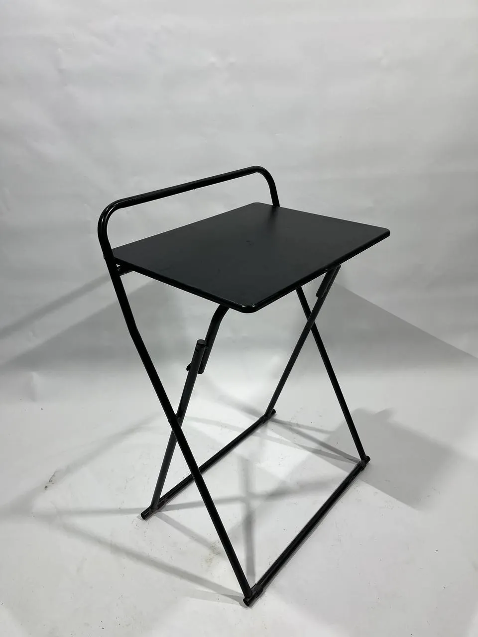 Аренда журнального стола 600х420х870 из массива дерева Минск — прокат мероприятий. 1