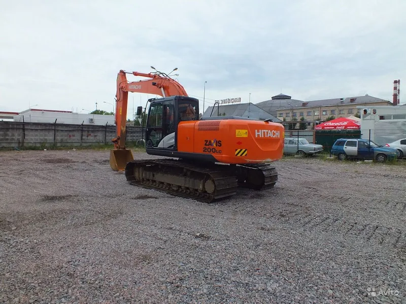 Аренда гусеничного экскаватора HITACHI 200. 1