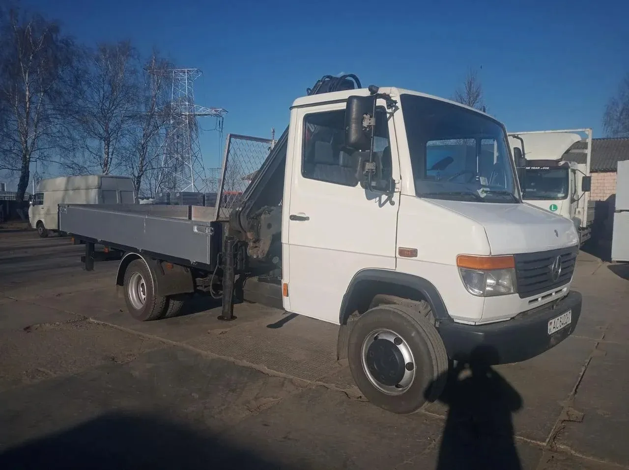 Манипулятор Mercedes Hiab 0,71. 1