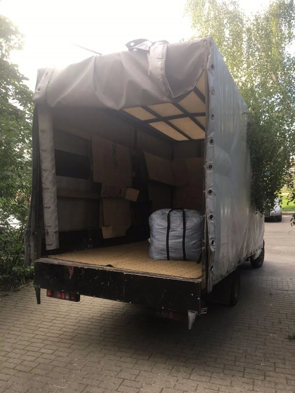 Перевозка грузов на автомобиле в Бресте. 2