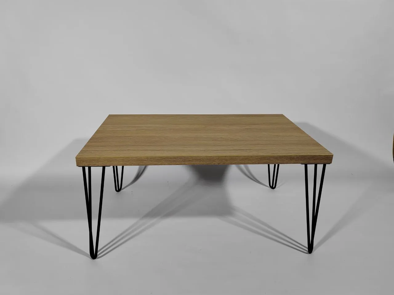 Аренда журнального стола 900x550x440 мм из ЛДСП — выгодно в Минске. 1