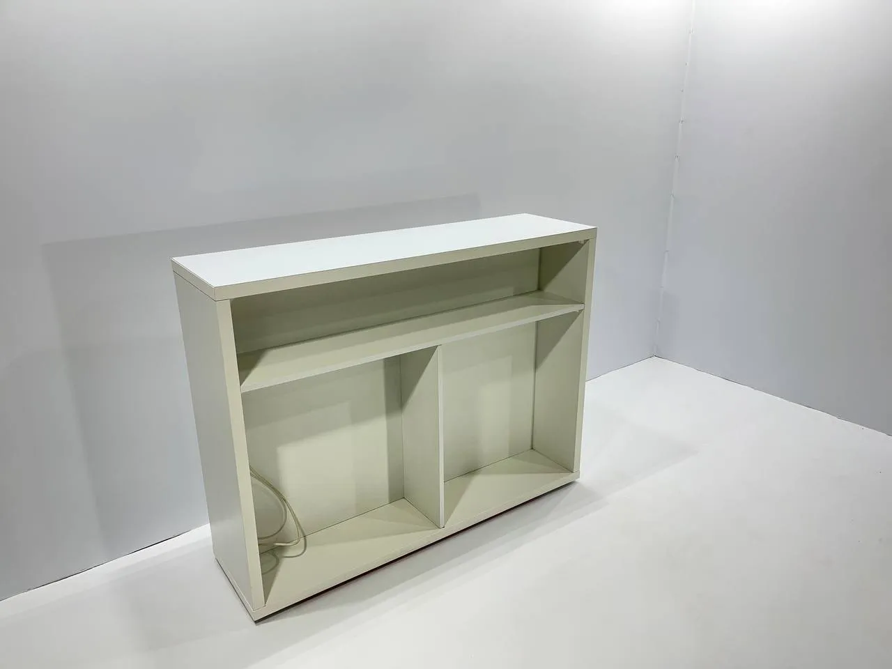 Аренда стойки с подсветкой 1400х400х1050 — выставочные стенды, мебель, оборудование Минск. 7