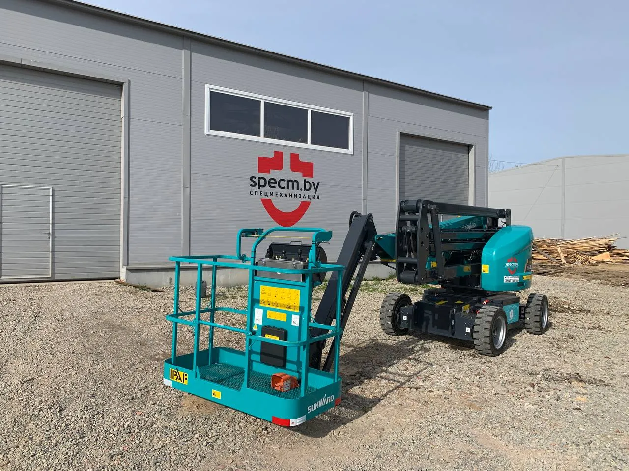 В аренду коленчатый электрический подъемник Sunward SWA16JE 16SWA-13, б/у в Минске. 1