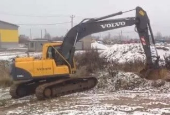 Аренда гусеничного экскаватора 18 т VOLVO EC 180B LC в Бресте