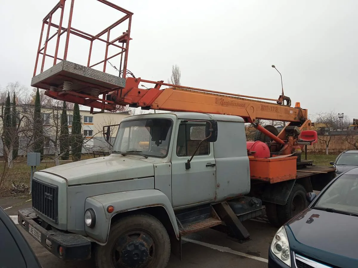 Аренда Автовышки 17 метров. 1