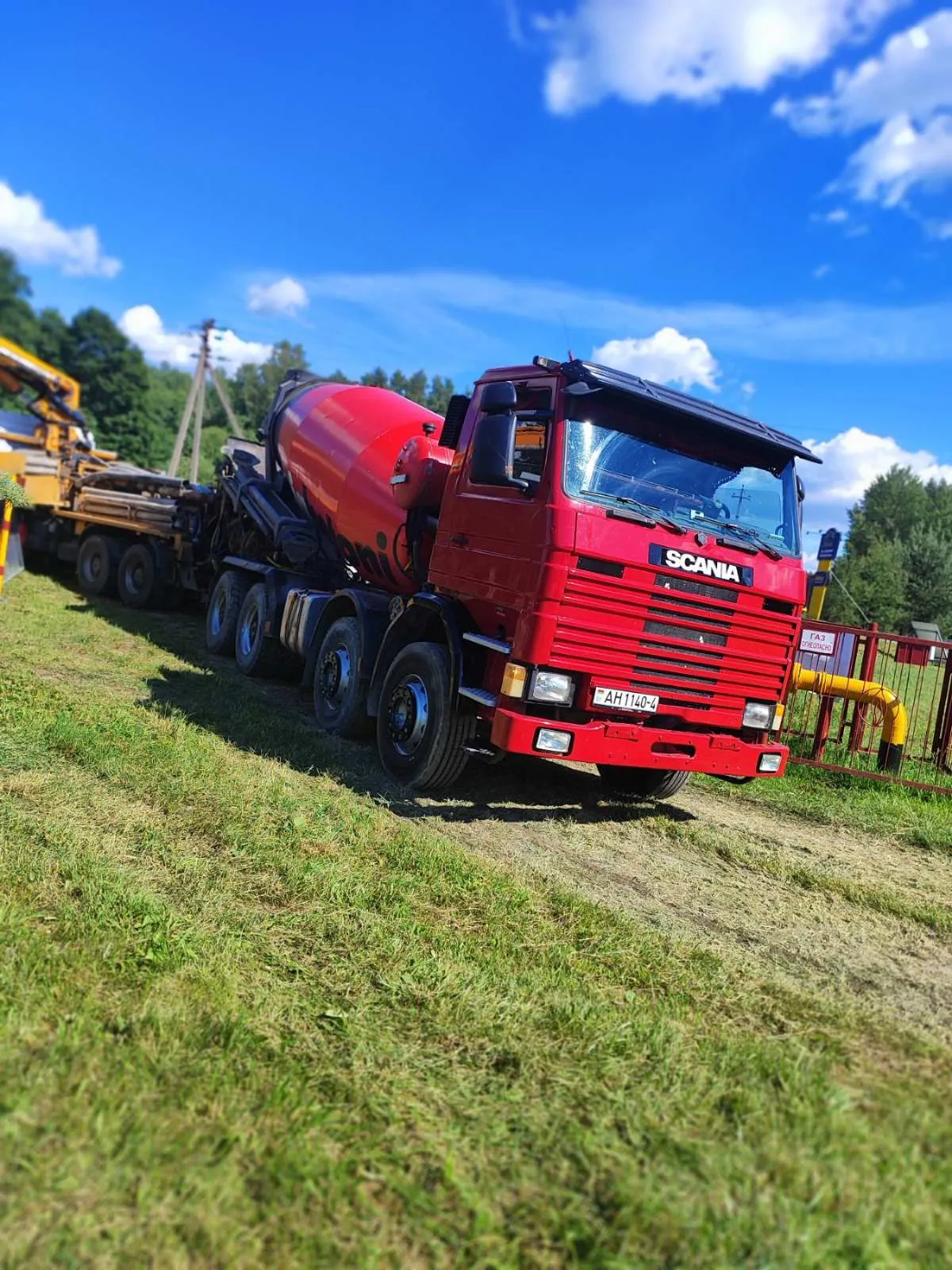 Доставка бетона автобетоносмесителем. 4