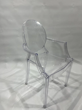 Прокат прозрачных стульев в Минске — аренда мебели для мероприятий