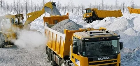 Транспортировка грузов самосвалом. 1