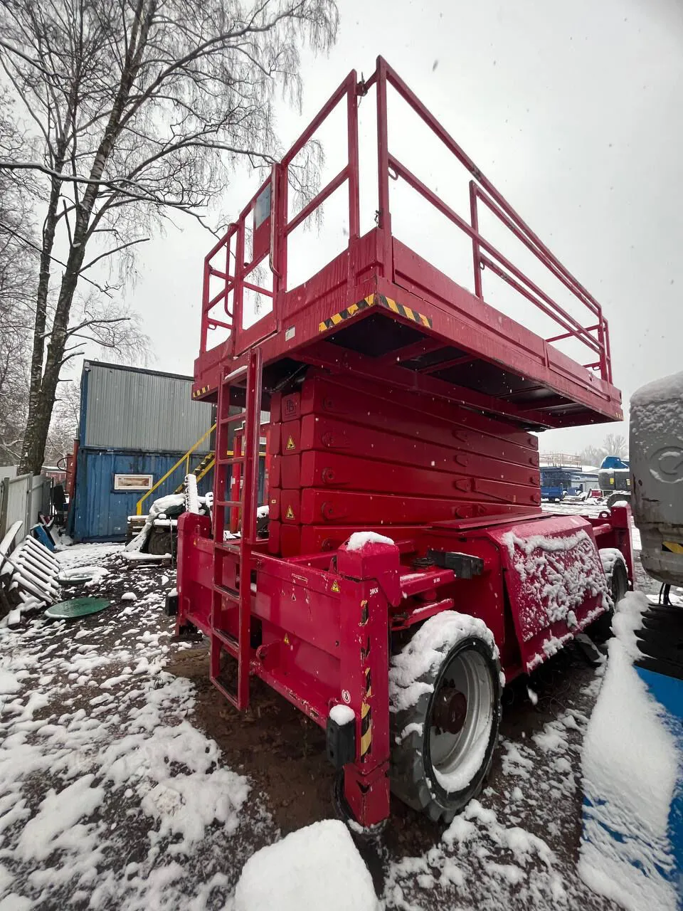 Аренда самоходного ножничного подъемника PB Lifttechnik S225-24DS (22 м.). 4