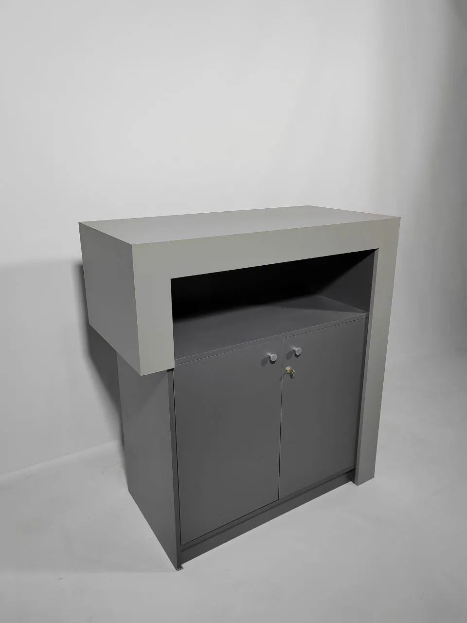 Аренда стойки 1000x500x1100 — выставочные стенды, оборудование Минск. 4