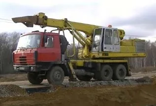 Аренда экскаватора-планировщика 22 т Tatra 815 UDS-214. 1