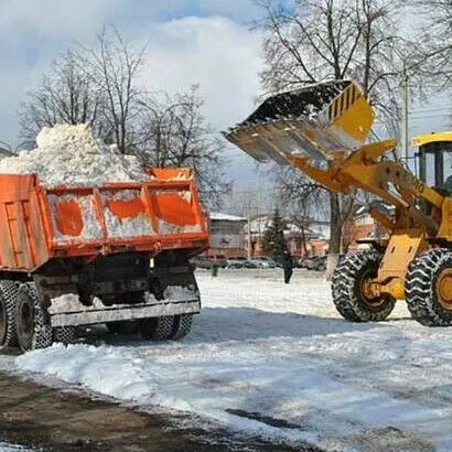 Вывоз погрузка снега. 1