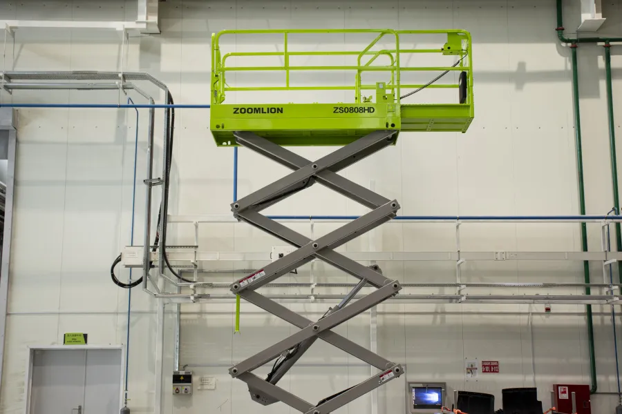 Аренда ножничного подъемника ZOOMLION Бобруйск. 3