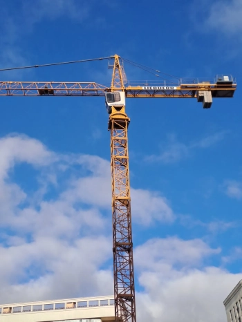 Башенный кран Liebherr 132 ЕС-Н8