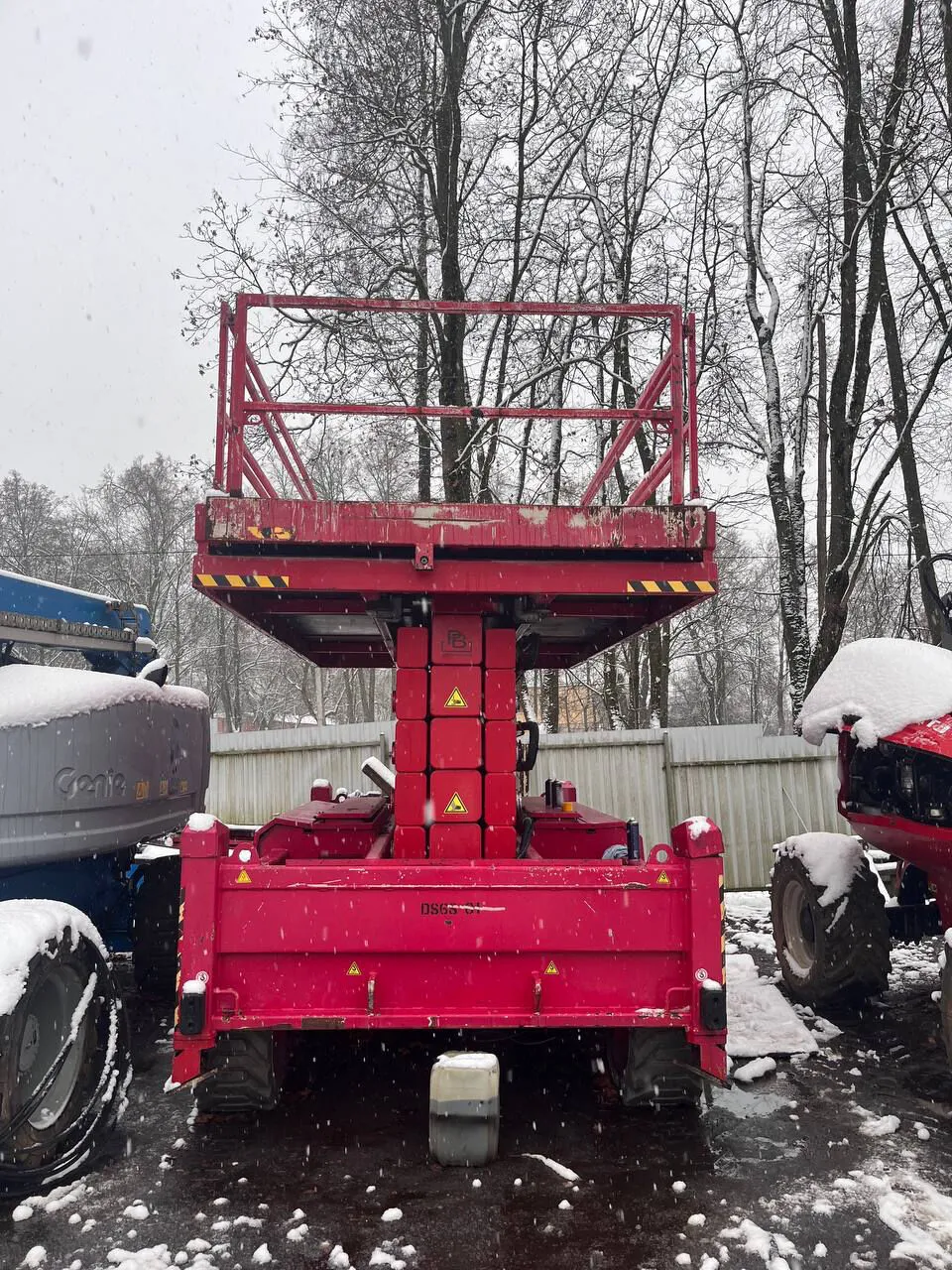 Аренда самоходного ножничного подъемника PB Lifttechnik S225-24DS (22 м.). 2