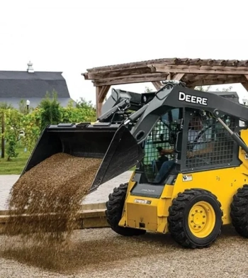 Аренда мини-погрузчика John Deere в Минске