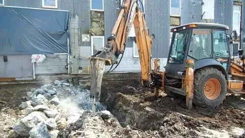 Демонтаж строительных конструкций экскаватором Гродно. 1