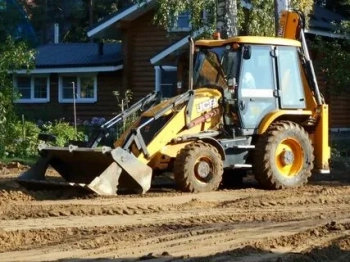 Выравнивание территории экскаватором Гродно