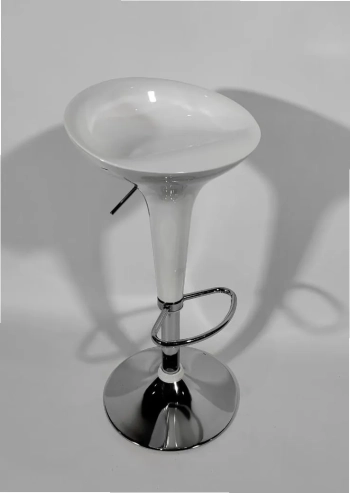 Аренда белых барных стульев в Минске — мебель для мероприятий с доставкой