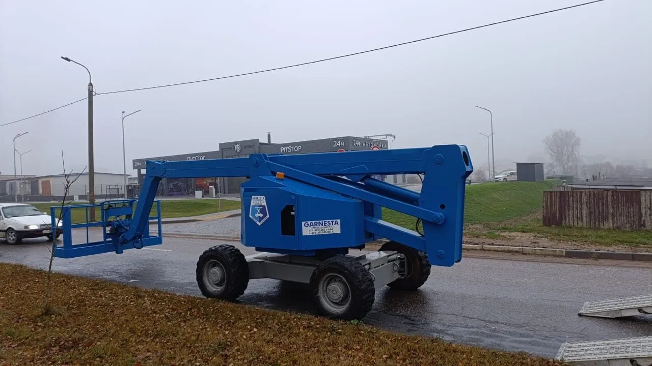 Аренда самоходного коленчатого подъемника Snorkel AB60J (20 м.). 1