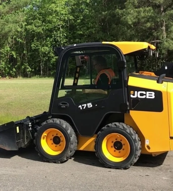 Аренда мини-погрузчика JCB 175 в Минске