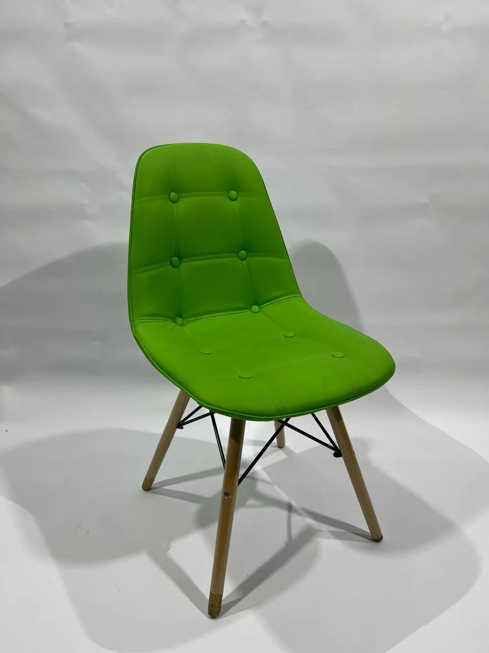 Аренда салатового стула в Минске — мебель для выставок и ивентов с доставкой. 1