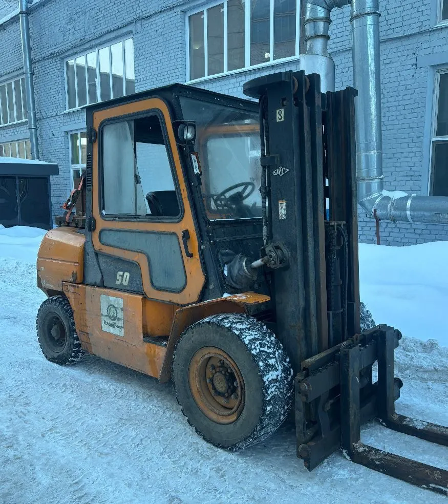 Аренда вилочного погрузчика 5 тонн. 1