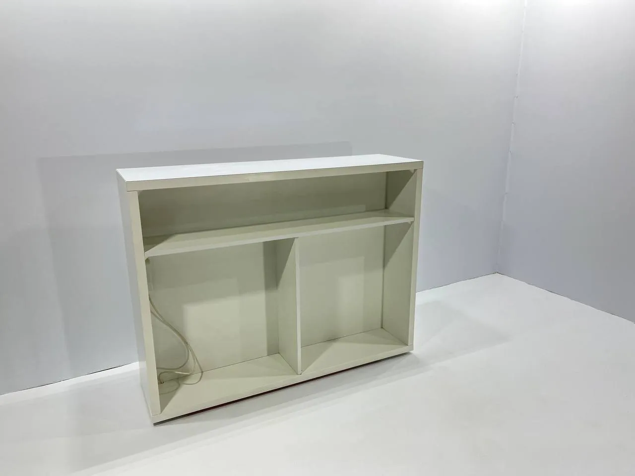 Аренда стойки с подсветкой 1400х400х1050 — выставочные стенды, мебель, оборудование Минск. 4