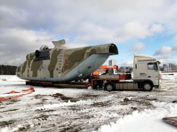 Транспортировка вертолета тралом — аренда тралов в Минске и РБ