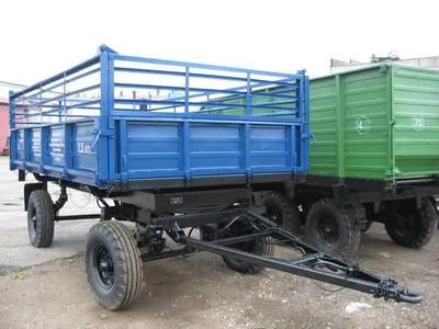 Аренда трактора МТЗ Беларус-82.1 с прицепом в Минске. 1