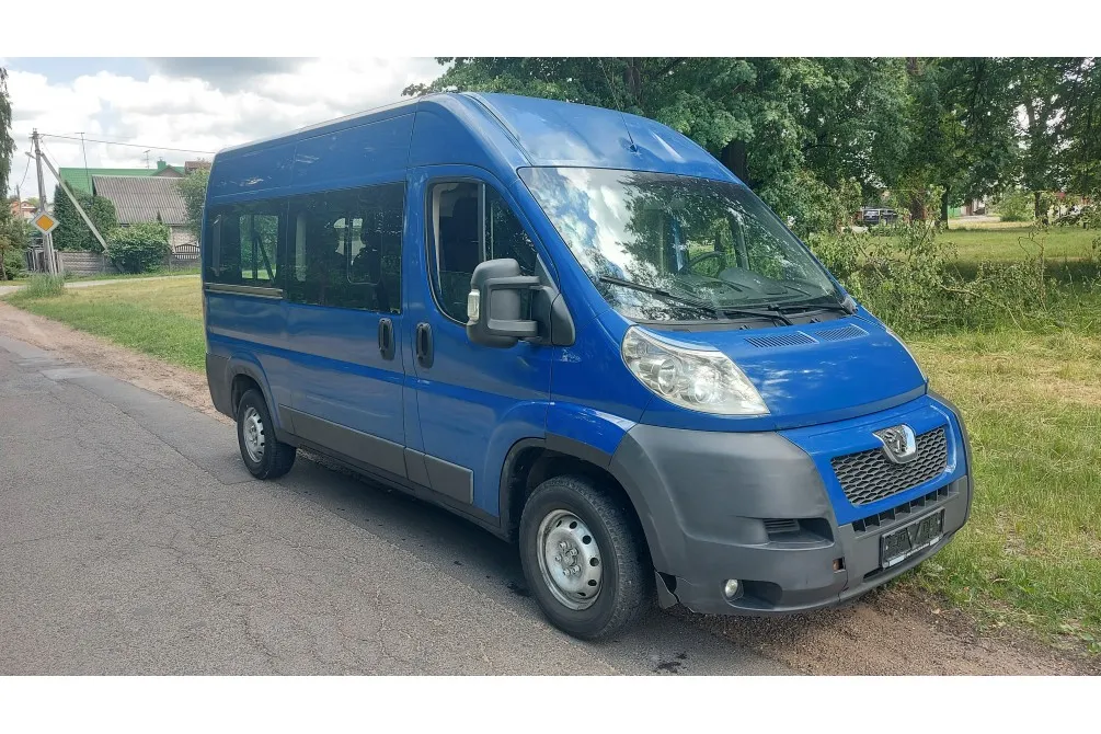 Аренда Peugeot Boxer - 9 мест, салон трансформер, кондиционер. 2