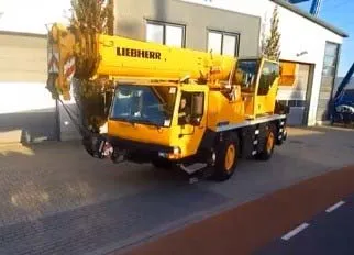 Аренда автокрана 40 т Liebherr LTM 1040 в Бресте. 1