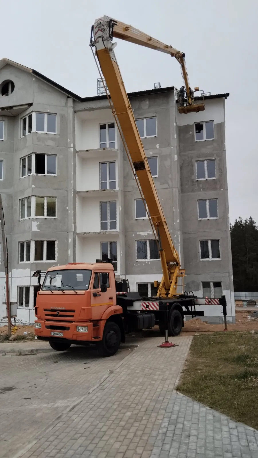 Аренда автовышки 28 метров. Цена с НДС.. 3