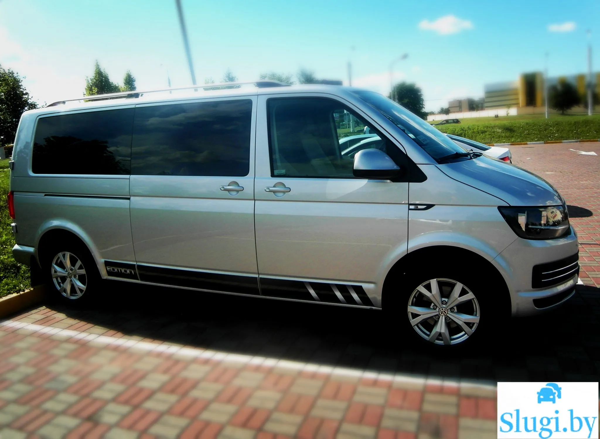 Аренда пассажирского микроавтобуса Volkswagen Caravelle. 3