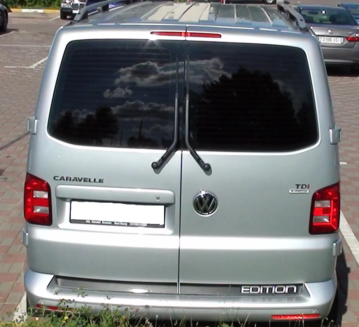 Аренда пассажирского микроавтобуса Volkswagen Caravelle. 2