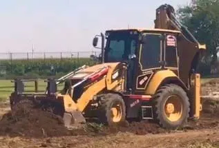 Аренда экскаватора-погрузчика 8,5 т Cat 432f2 в Гродно. 1