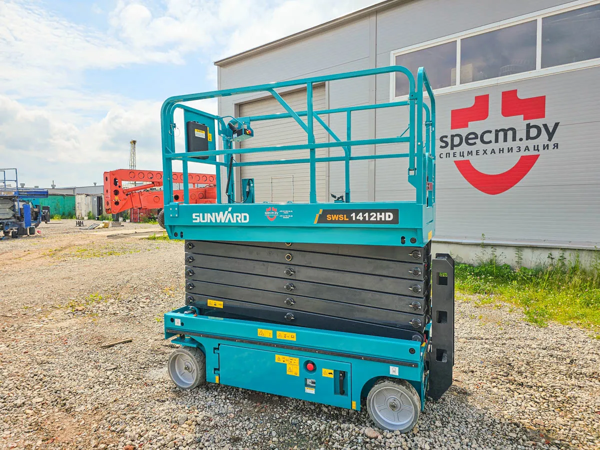 В аренду ножничный подъемник Sunward SWSL1412HD в Минске. 1
