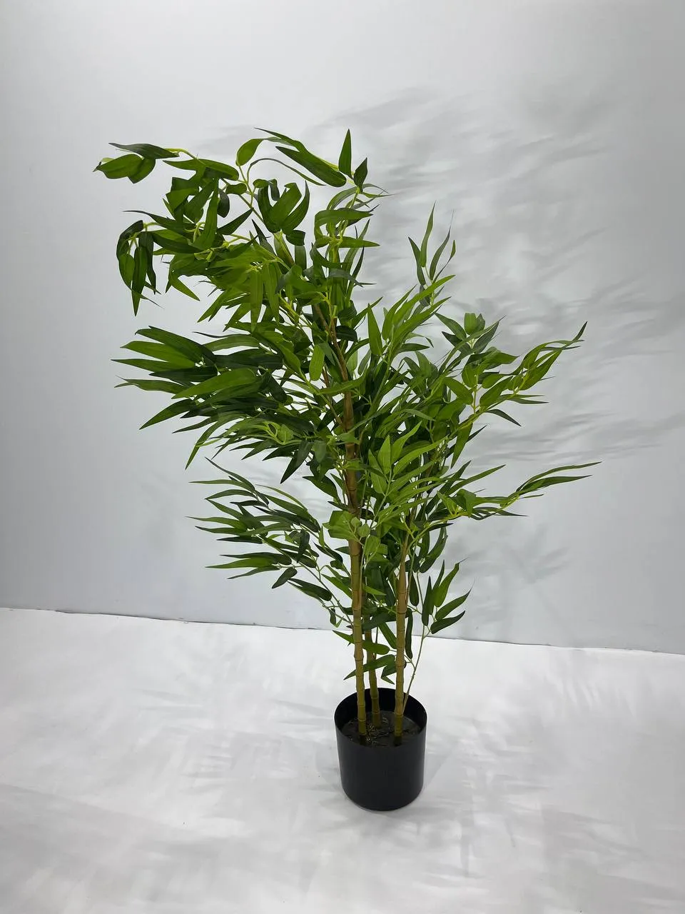 Аренда искусственных растений в кашпо в Минске — прокат цветов и декораций для мероприятий. 1