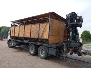 Аренда манипулятора с прицепом в Минске — доставка и установка грузов