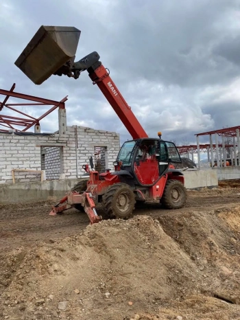 Телескопический погрузчик Manitou MVT 1332 (Работаем с НДС)