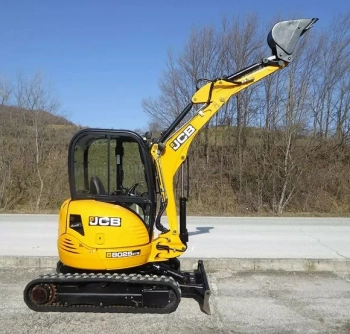 Аренда мини-экскаватора JCB 8025 ZTS в Минске