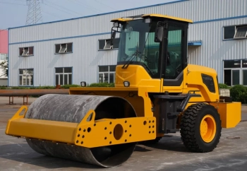В аренду каток Furd FYL-D206 в Минске