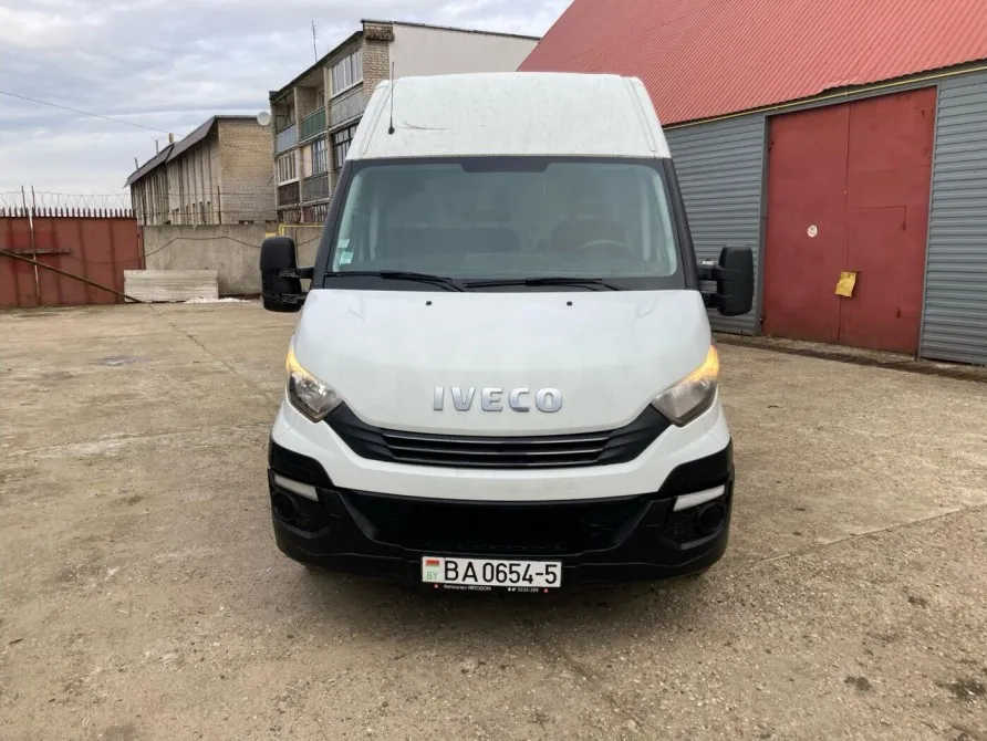 Аренда грузового микроавтобуса Iveco Daily. 6