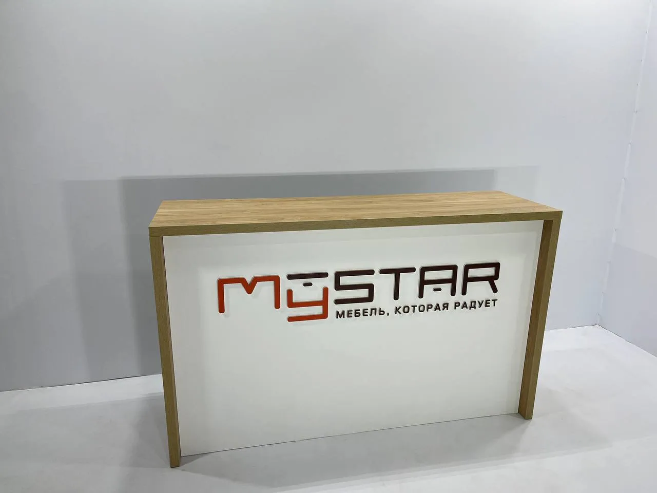 Аренда выставочной стойки 1640х500х1000 в Минске | ТОТЕМ13М. 2