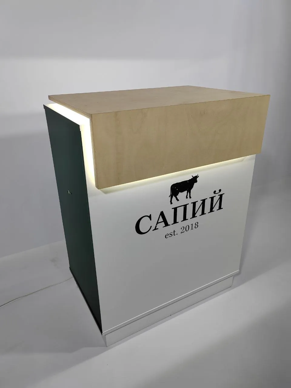 Аренда стойки с подсветкой 800×540×1045 в Минске | стенды и мебель. 1