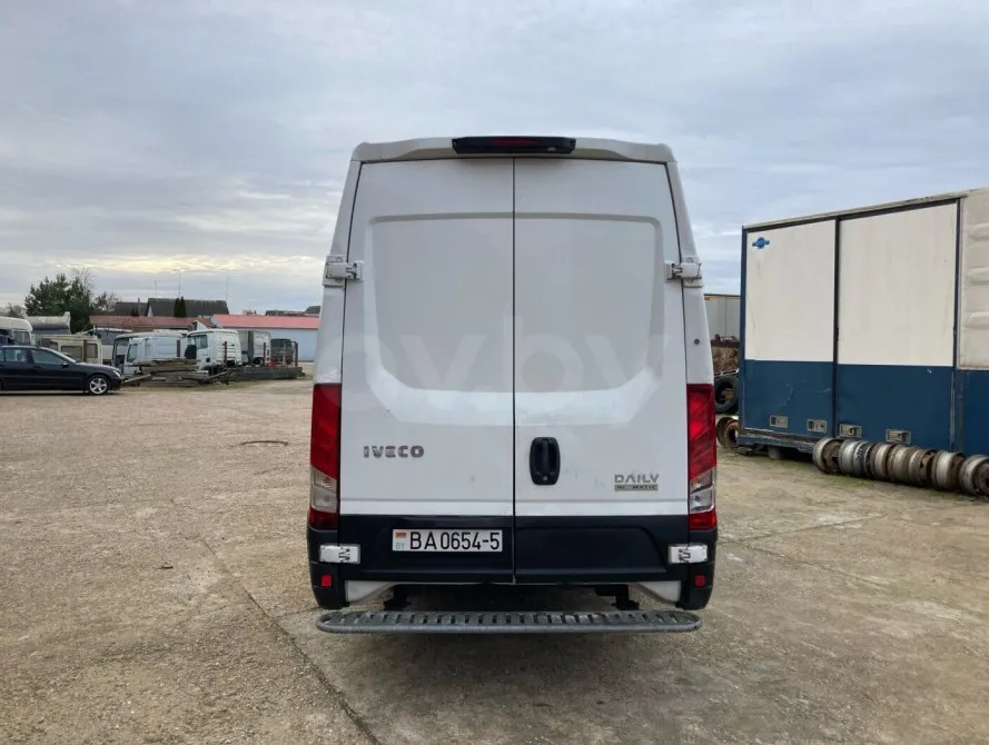 Аренда грузового микроавтобуса Iveco Daily. 4