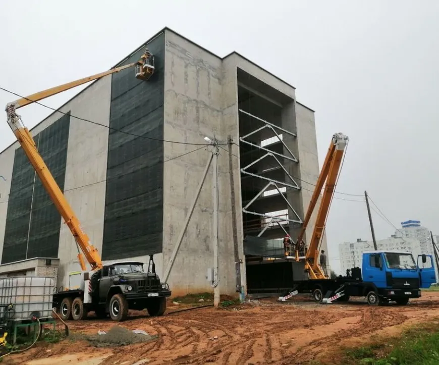 Аренда автовышки ЗИЛ 131 (22 метра) в Минске. 1