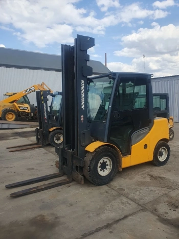 Аренда диз погрузчика Jungheinrich  DFG 545s 120-450 ZT