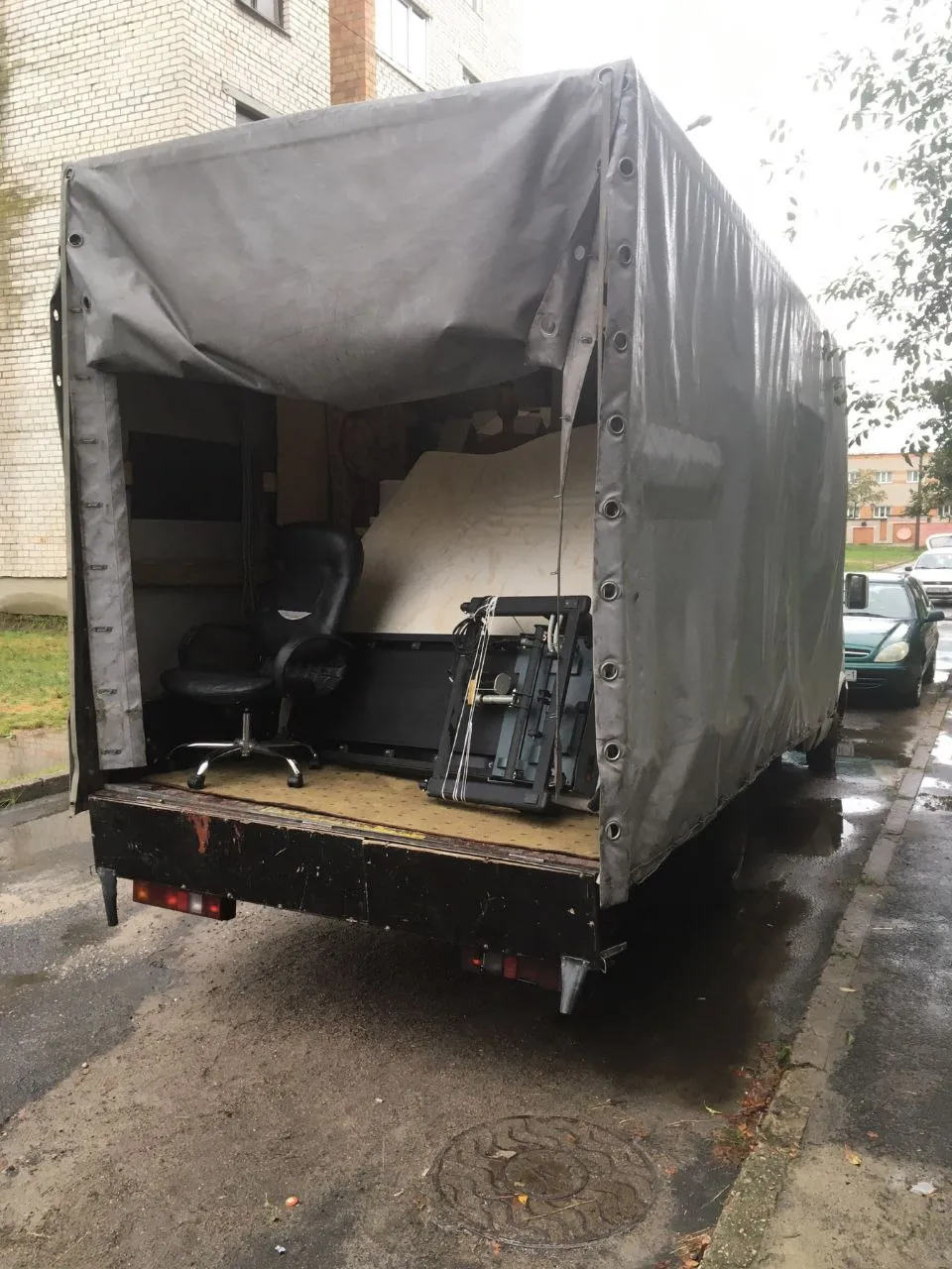 Перевозка мебели на автомобиле в Бресте. 2