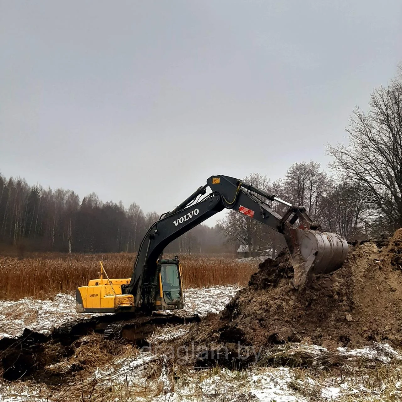 Экскаватор в аренду. 1